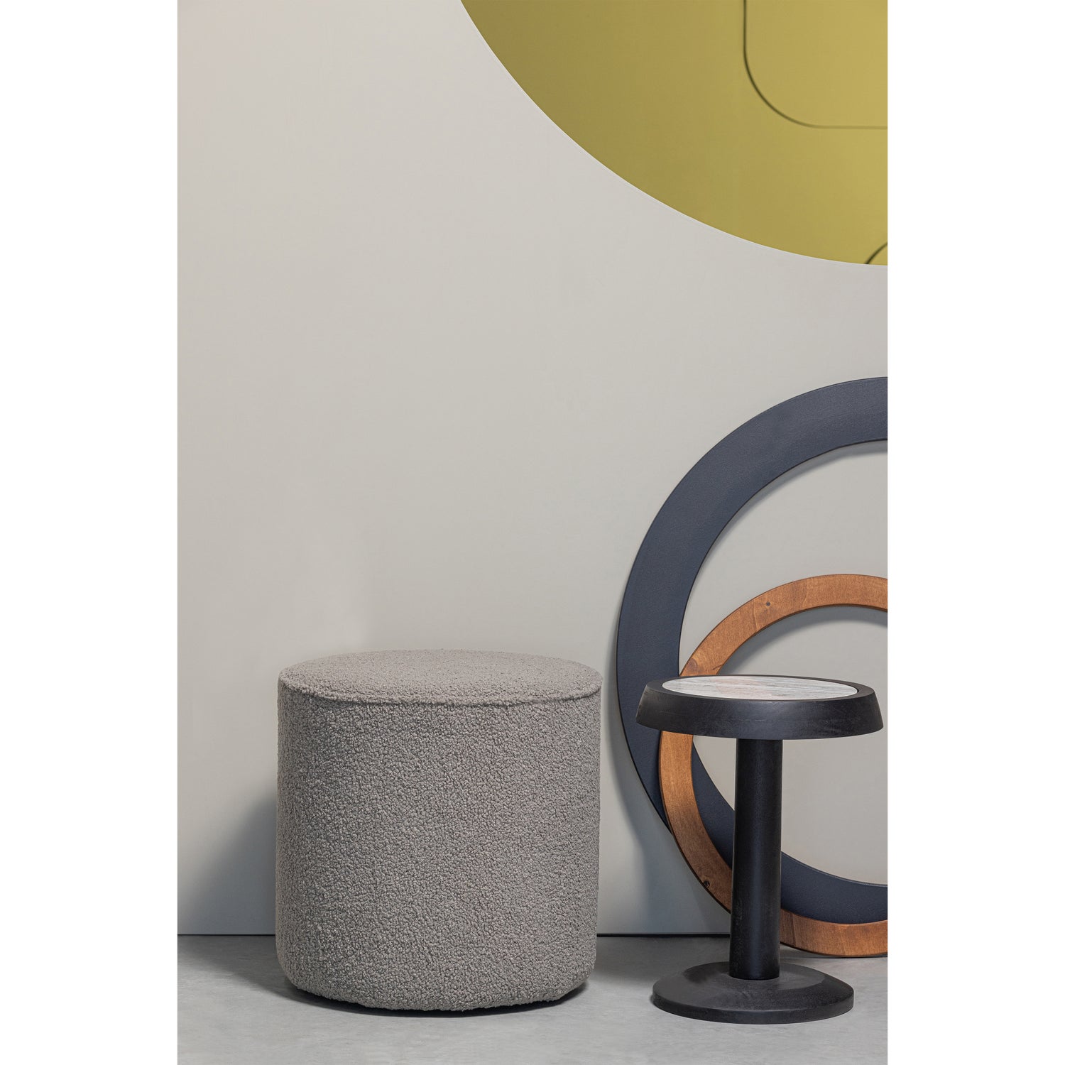 Nanne bijzettafel mango hout zwart met marmer top - Afbeelding 2