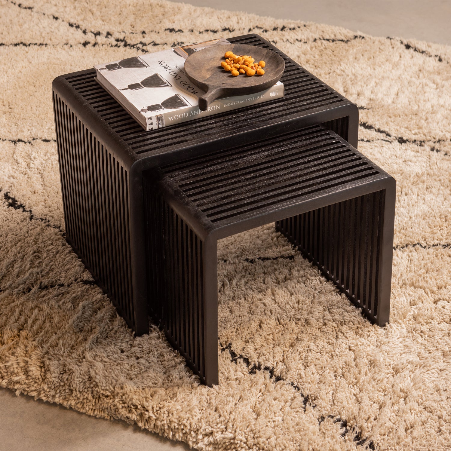 Exclusive Bijzettafel Willa Set van 2 stuks Teakhout  Zwart - Afbeelding 2