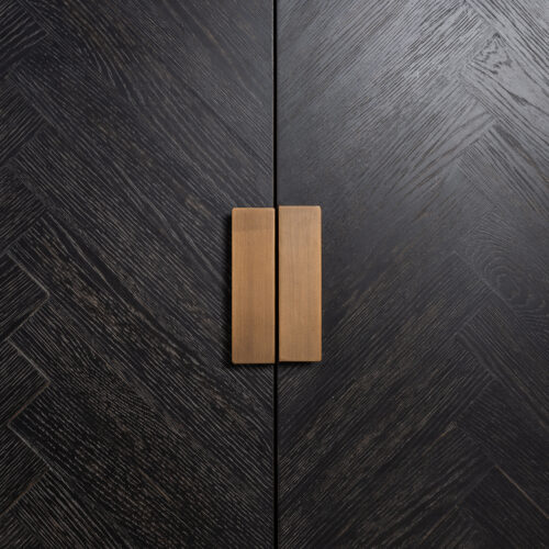 Dressoir Zwartbone brass 4-deuren + open vak (Zwart Rustiek) - Afbeelding 6