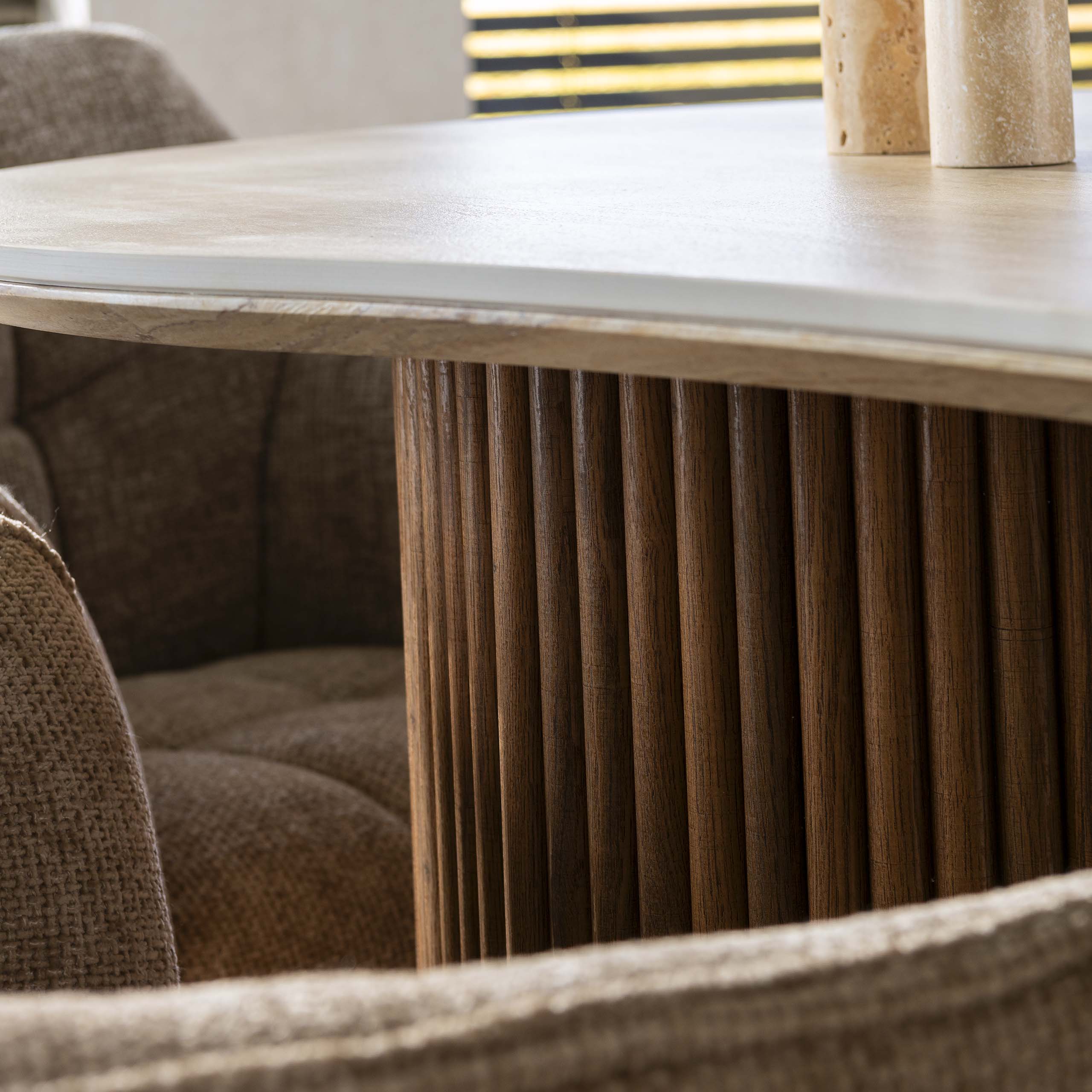 Organische Eettafel Romano Keramiek in Travertin-look 215 x 122cm - Afbeelding 3