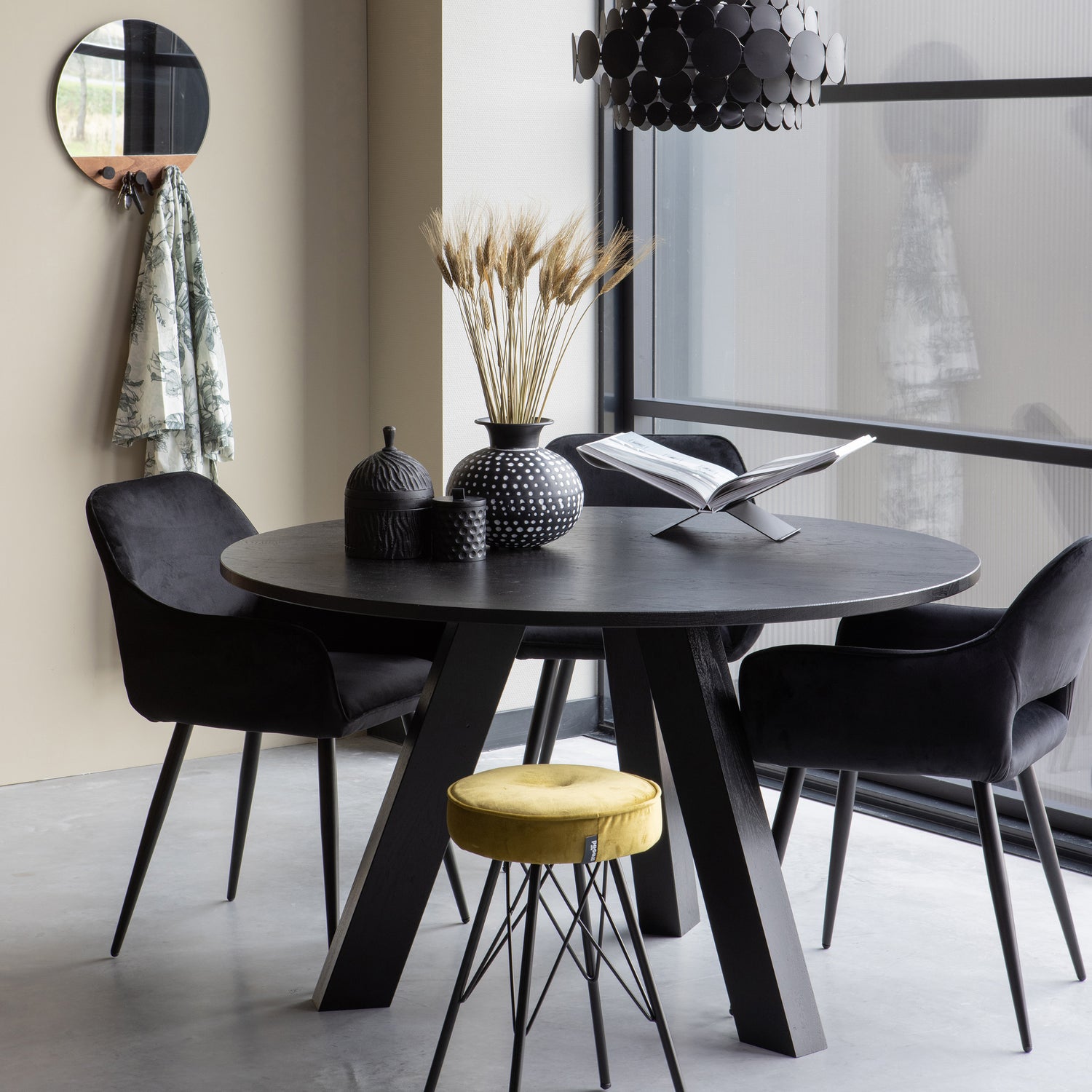 Ronde Eettafel Rhonda Eikenhout Ø129 cm - Zwart - Afbeelding 7