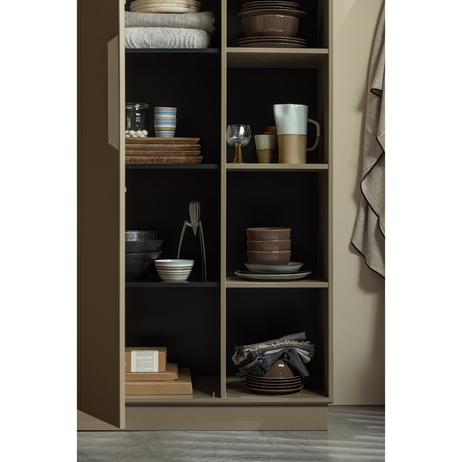 Opbergkast Lowen Grenenhout, 221 x 100cm, kleur Mud - Afbeelding 11