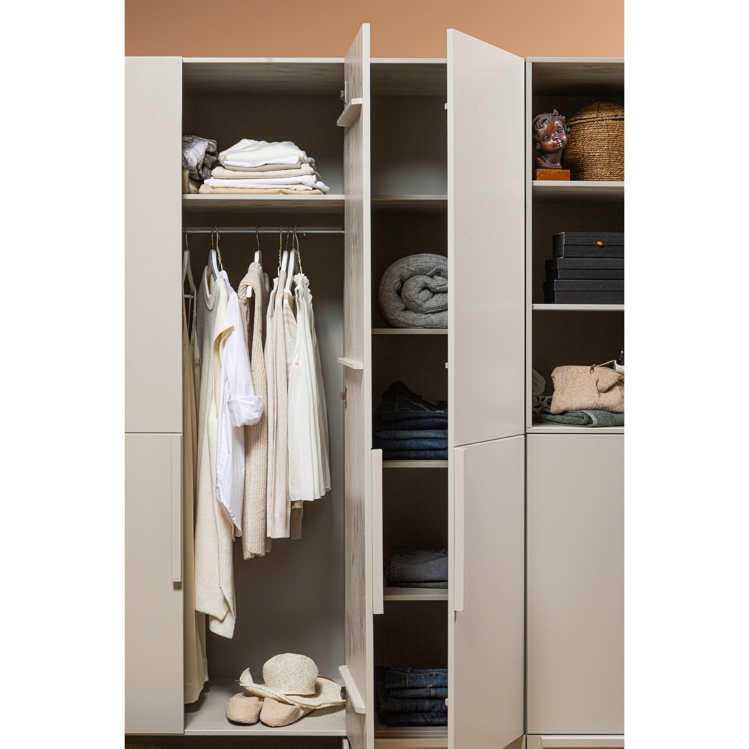 Kledingkast Pure Grenenhout 3-deurs kleur Dust - Afbeelding 3