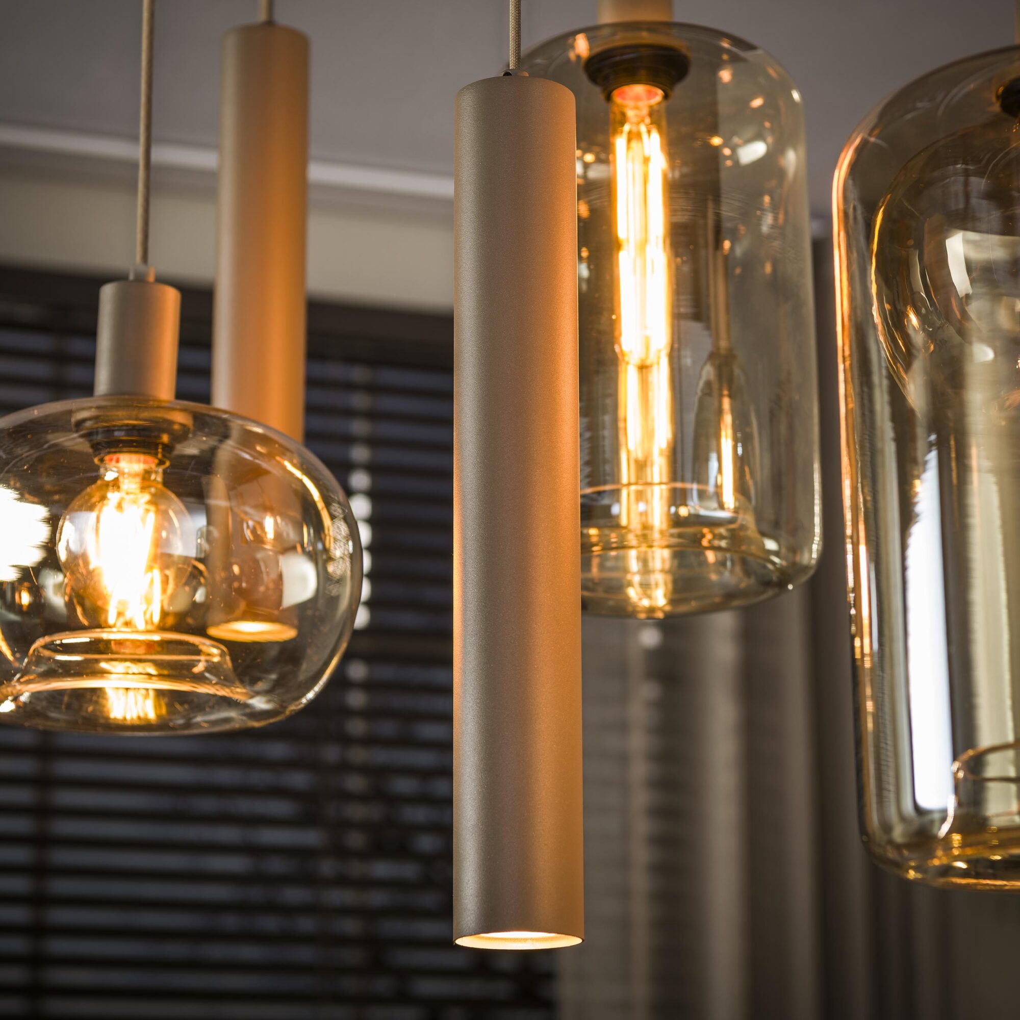 Hanglamp Serene Glas en beige metaal, 4+3-lamps - Afbeelding 3
