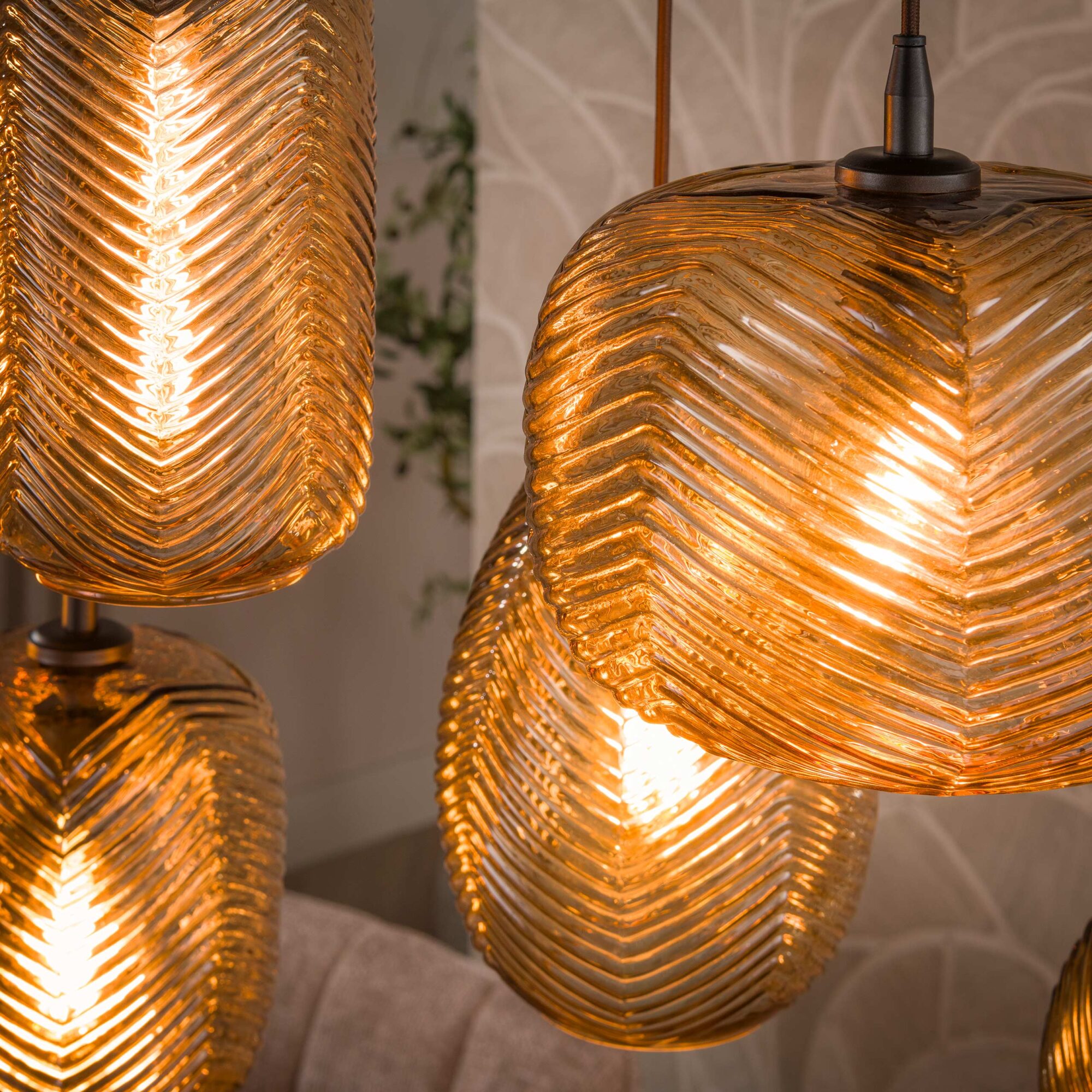 Hanglamp Chevron 4+3-lamps, kleur Smoke bruin - Afbeelding 3