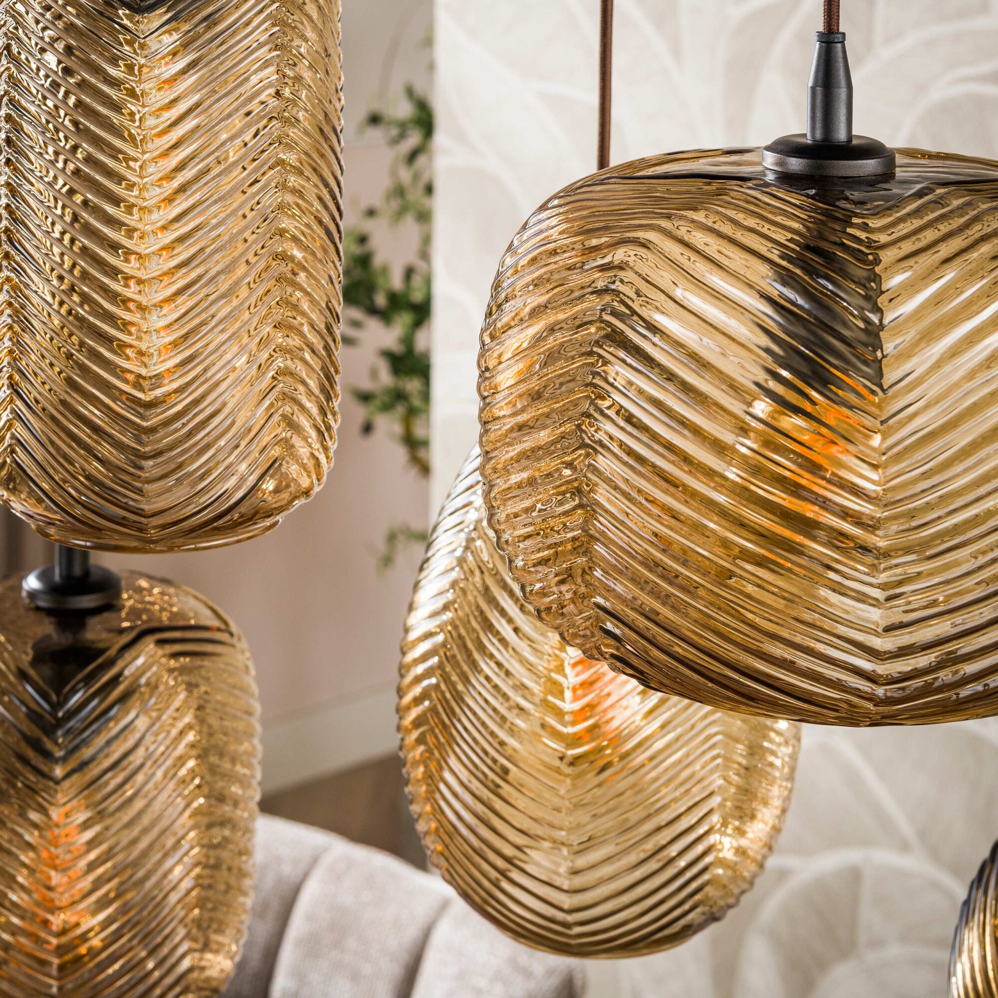 Hanglamp Chevron 4+3-lamps, kleur Smoke bruin - Afbeelding 4